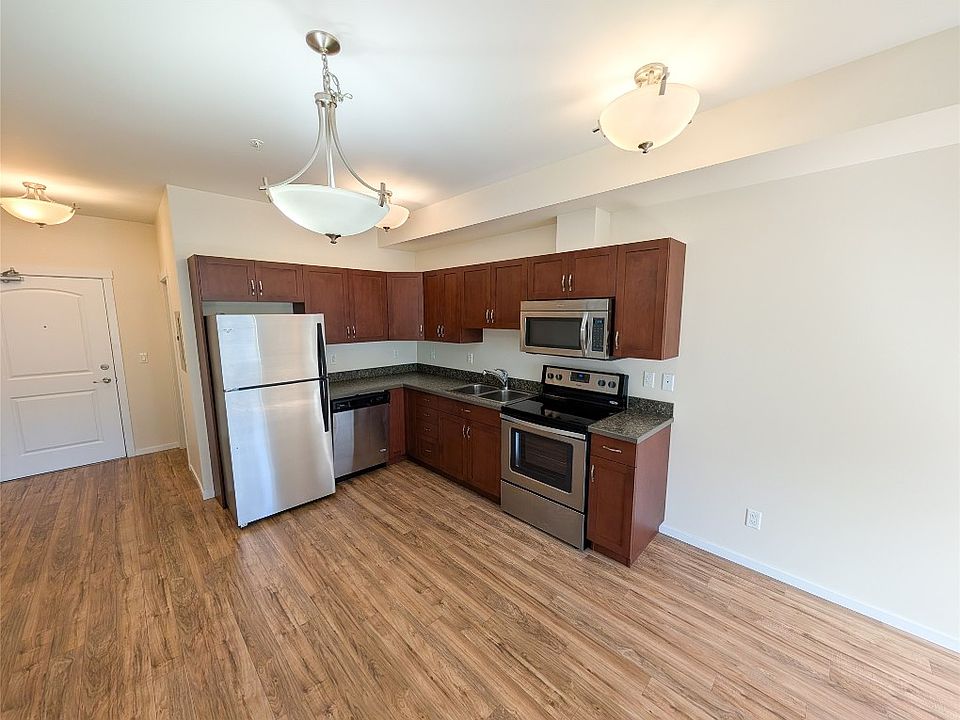 1st image of 429 Saint Paul St #209