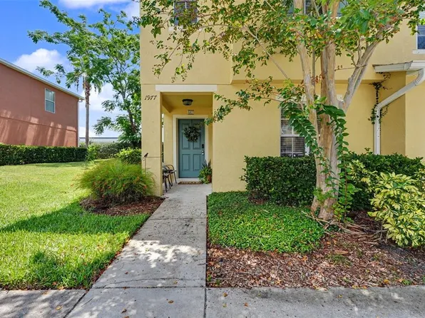 1977 Searay Shore Dr, Clearwater, FL 33763