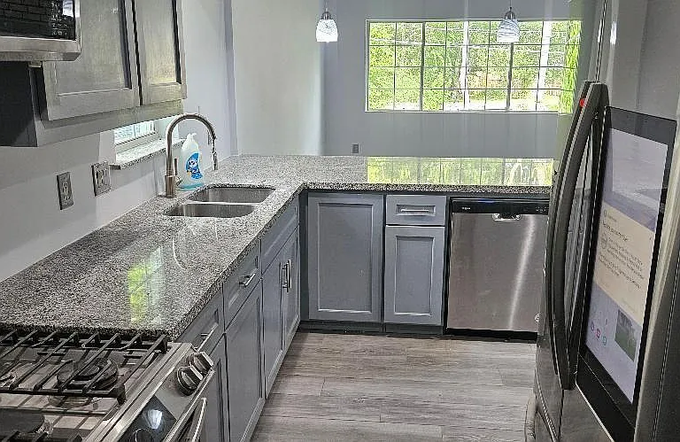 9310 Lugary Dr — Photo 3