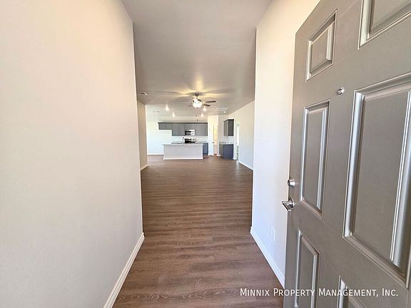 3rd image of 1316 Hogback Way