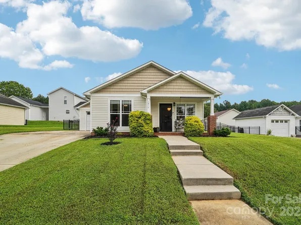 1814 Dewberry Pl, Salisbury, NC 28146