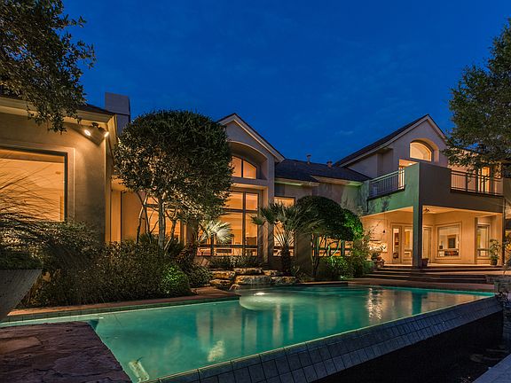 2nd image of 32 Eton Green Cir