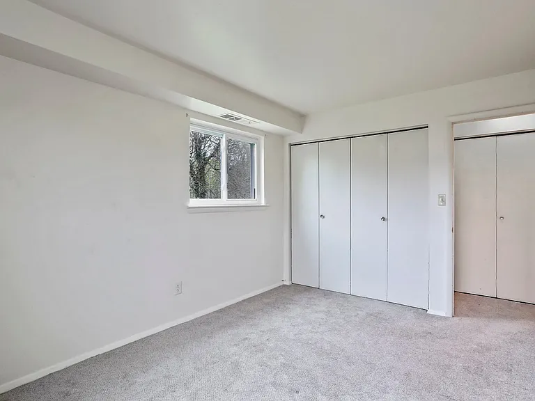 620 6th Ave #102 — Photo 20