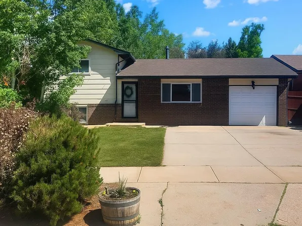 4241 Grays Gable Rd, Laramie, WY 82072