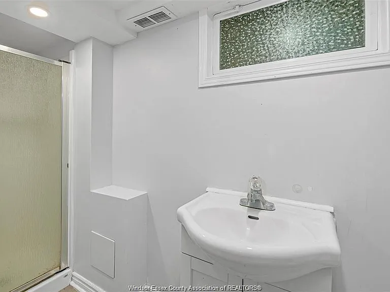 1217 Harrison Ave — Photo 21