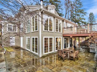 1506 Abington Rd, Dalton, PA 18414