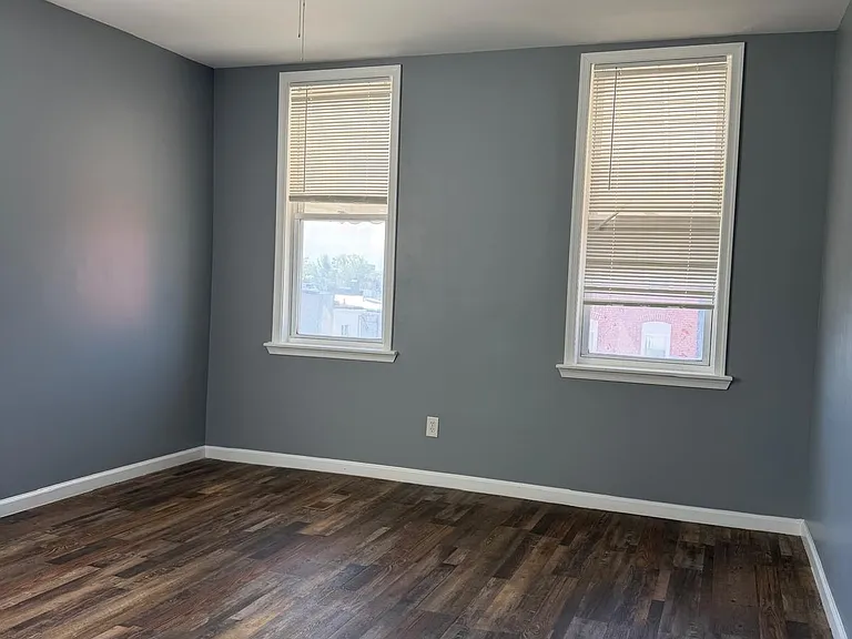1514 E Lafayette Ave — Photo 12