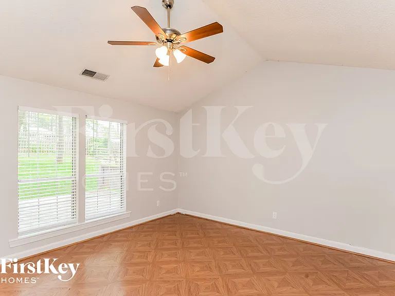 12137 Moonshadow Ln — Photo 8