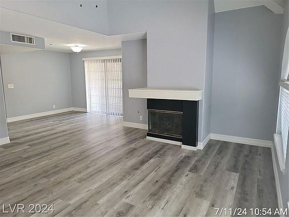 4th image of 2613 S Durango Dr APT 101