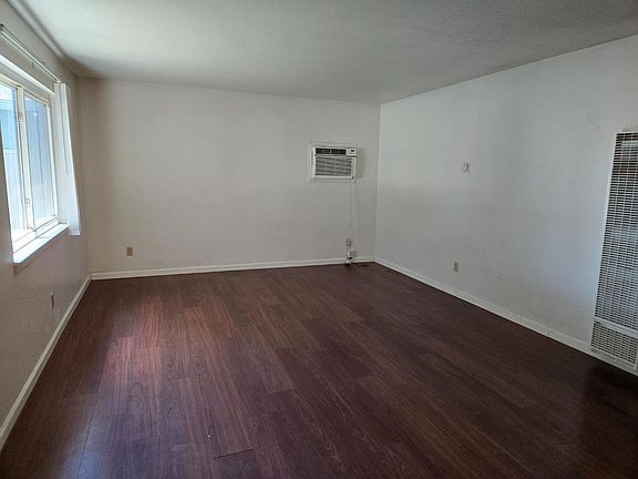 4th image of 2109 Catskill Way