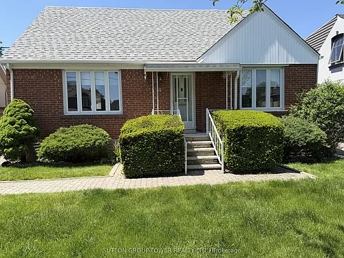 4 Steven Ave Photo 1