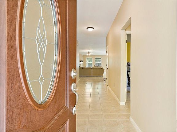 3rd image of 9704 Castle Pines Dr