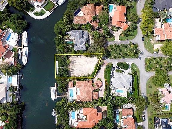 4th image of 275 Veleros Ct