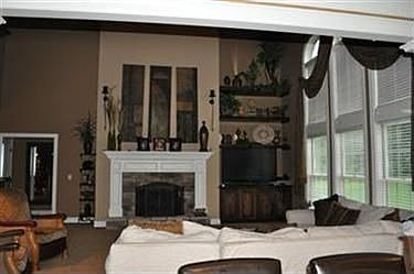 4th image of 6650 Woodbridge Cir NW