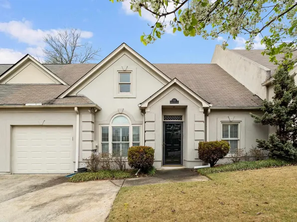 732 Canyon Creek Ln, Birmingham, AL 35216