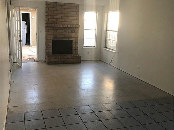 2nd image of 6009 Morning Glory Cir