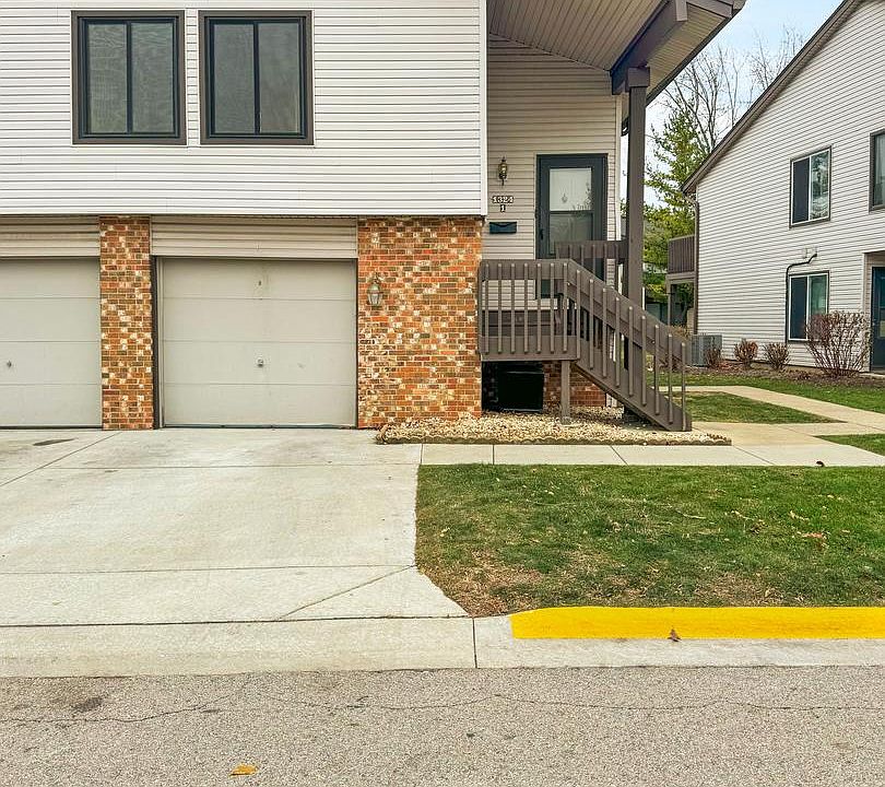 1st image of 1324 Kingsbury Dr Unit 1