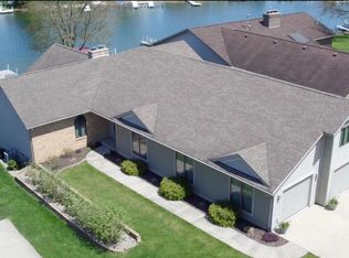 21318 Sail Bay Dr, Cassopolis, MI 49031