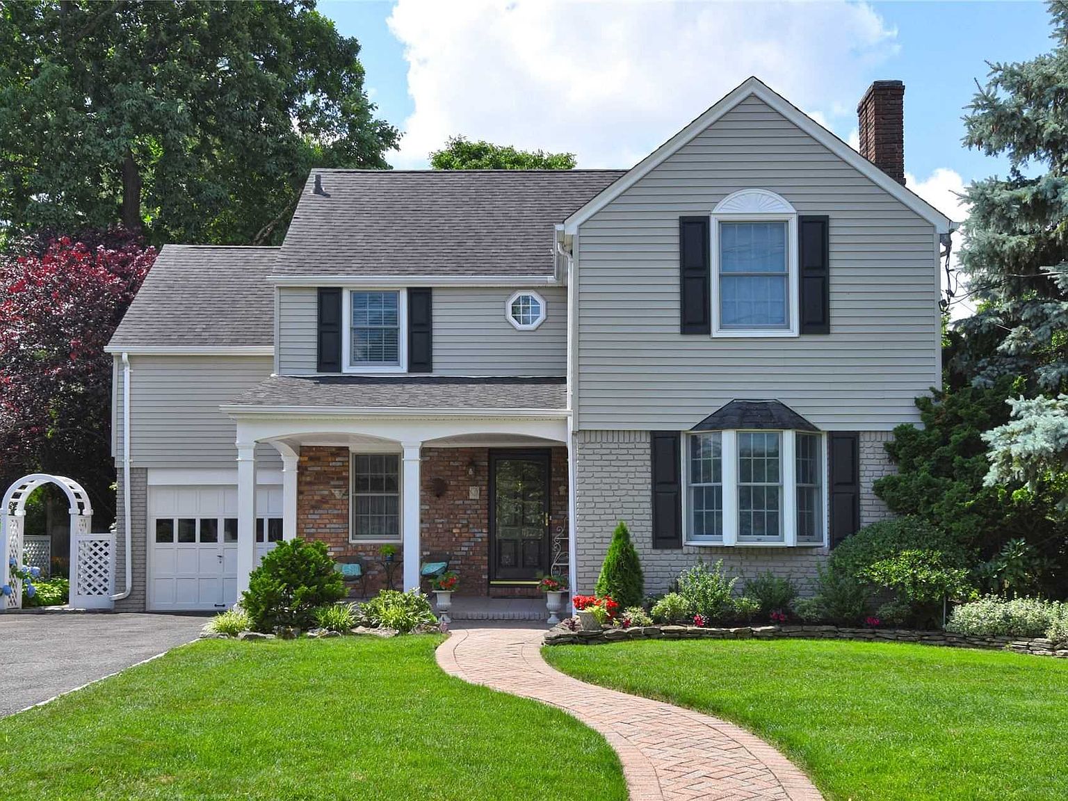 84 Fonda Rd, Rockville Centre, NY 11570 Zillow