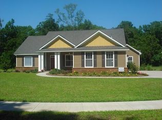 25 Tillis Ln, Crawfordville, FL 32327