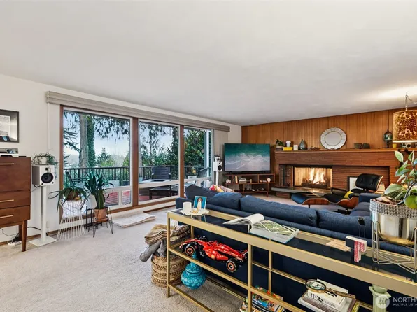 1209 S 10th Street, Mount Vernon, WA 98274