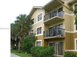 9001 Wiles Rd APT 204, Pompano Beach, FL 33067