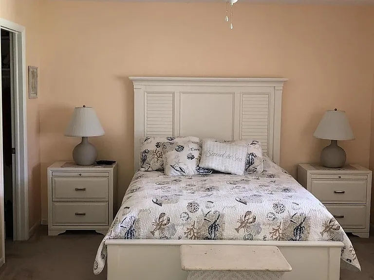 405 N High Point Blvd #C — Photo 11