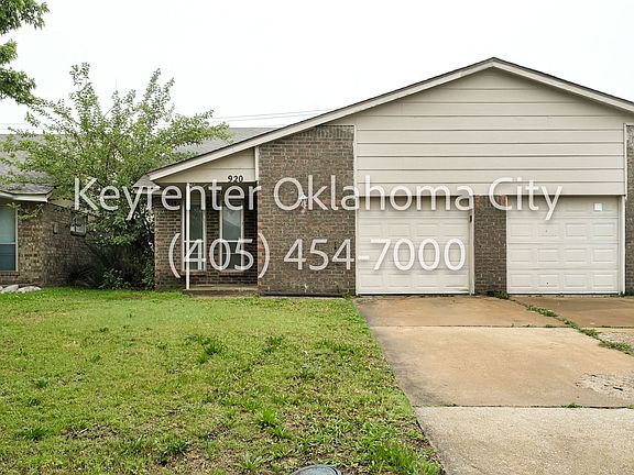 2nd image of 920 SW 97th St #920