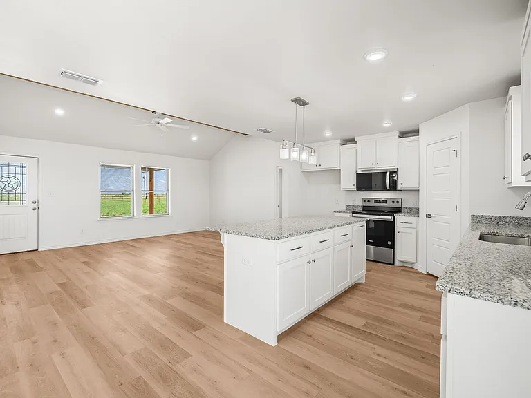 17311 N FM 400 — Photo 18