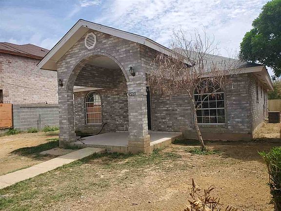 3rd image of 4519 La Cienega Ln