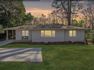 1781 Vestaview Ln, Vestavia Hills, AL 35216