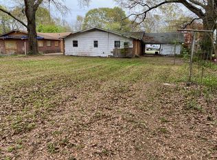 315 J C Killingsworth Dr, Hattiesburg, MS 39401