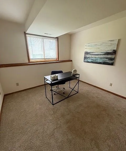 1627-1629 Rustic Dr #1627 — Photo 11