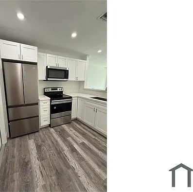 2030 Taylor St — Photo 2