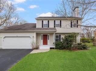 671 Chestnut Hill Rd, South Kingstown, RI 02879