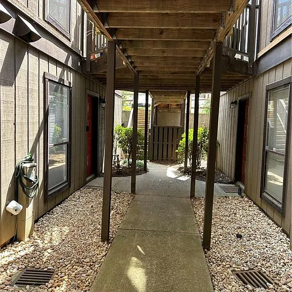 303 River Run Dr — Photo 8