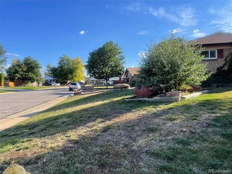 10478 Pearl Way — Photo 23