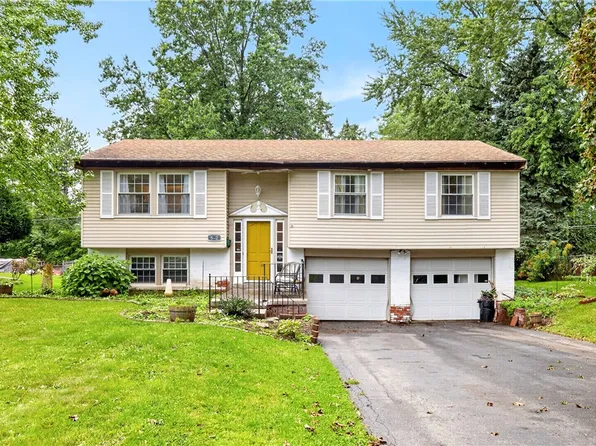 502 El Mar Dr, Rochester, NY 14616