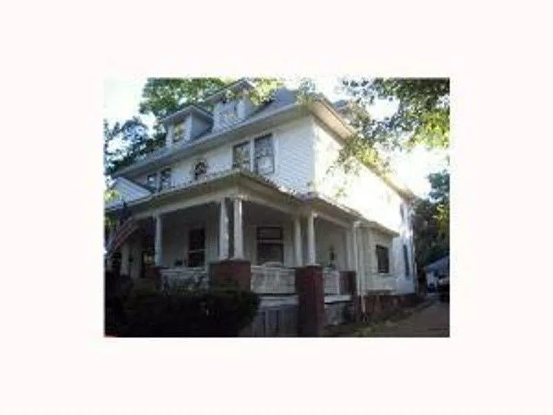 74 Highland Ave photo 1