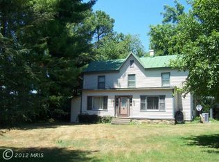 12056 Hume Rd, Hume, VA 22639