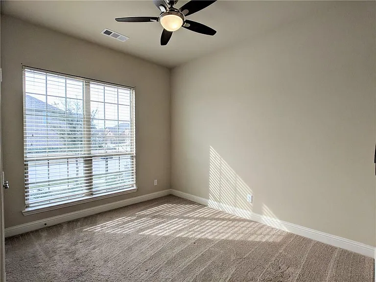 1824 Balboa Park Dr — Photo 31