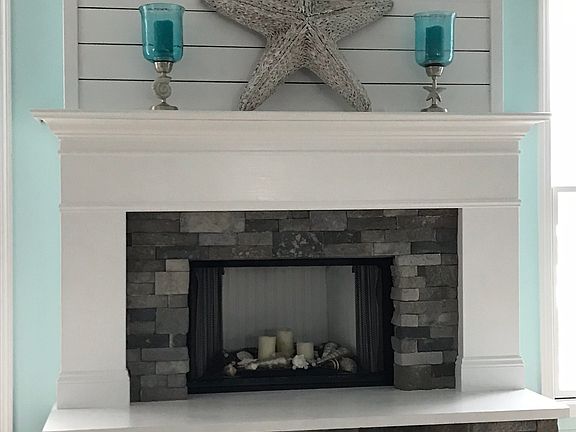 2nd image of 4015 Glenrich Cir