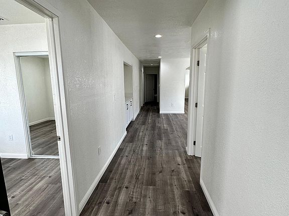 5th image of 837 W 85th St