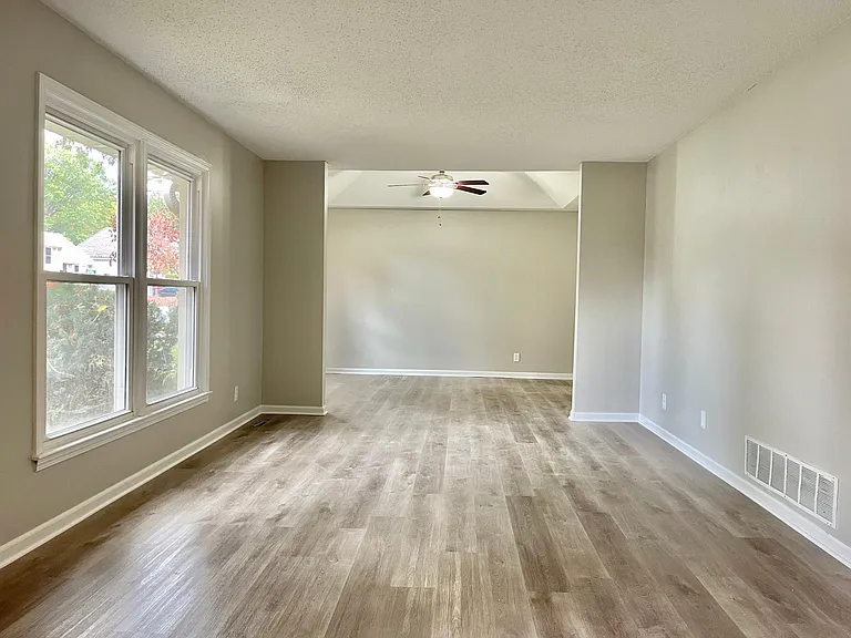 12671 W 105th St — Photo 5