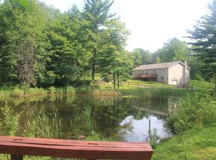 70 Gassen Rd, Honesdale, PA 18431