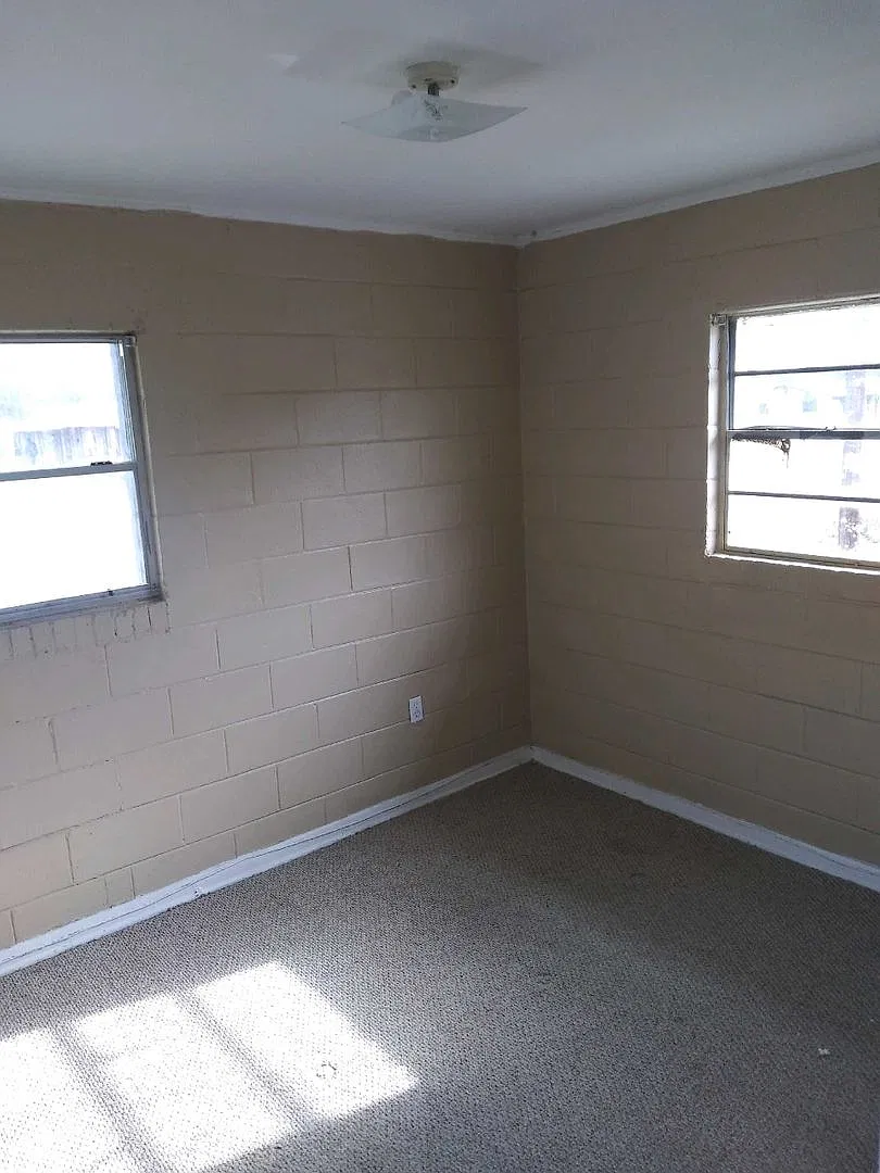 3403 Terminal Court - Col26 — Photo 3