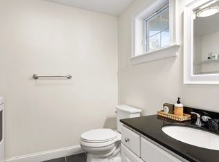 3 Fieldstone Cir UNIT 3, West Wareham, MA 02576