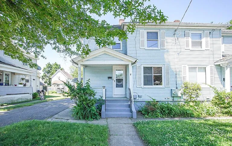 43 Oak St #43 — Photo 1