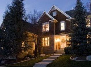 1887 E Charleston Ln, Holladay, UT 84121