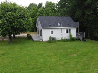 21422 Daisy Hill Rd, Borden, IN 47106